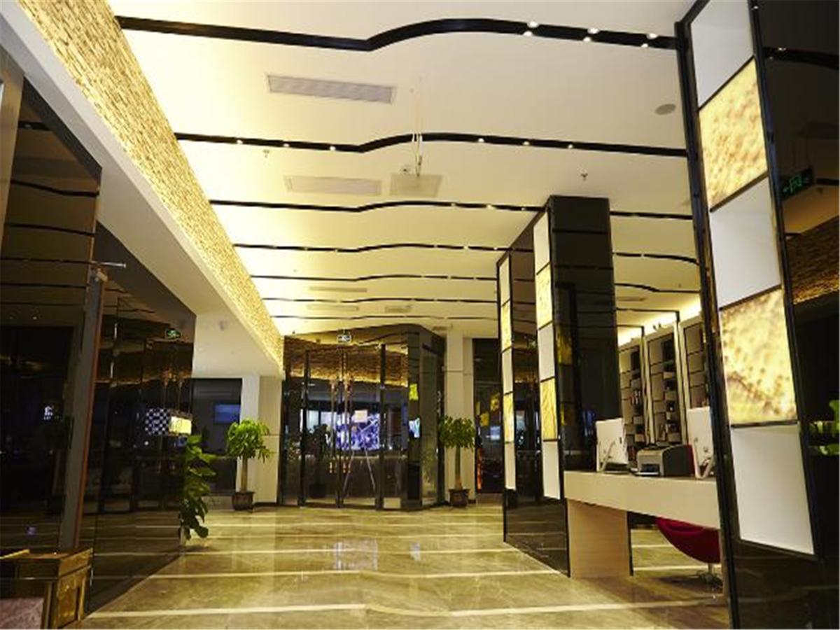 Lavande Hotel Fuhuadao Branch Zhongshan  Extérieur photo